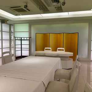 少人数用披露宴会場2