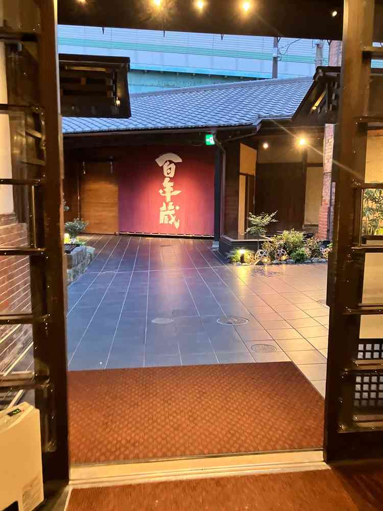 受付周辺〜中庭。フォトスポットがたくさんあったのもよかったです。