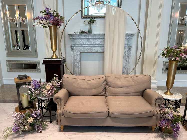 ソファ席の感じや、ソファ席から見る印象が体験できて想像つきやすかったです。