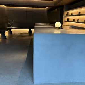 来てくださった方達の待機ルーム。こちらも石で統一されていて韓国風で素敵だと思いました。