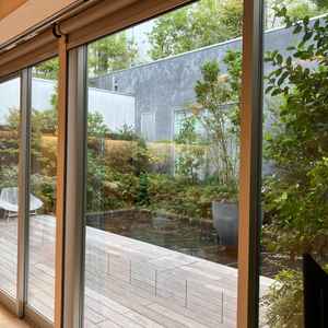 バンケットのガーデンはすべてフェイクではなく本物とのことでした。綺麗に手入れされている様子でした。