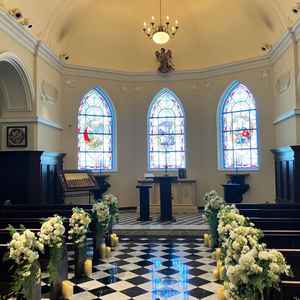 明るいチャペル