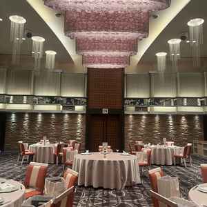 太陽をイメージした方の披露宴会場