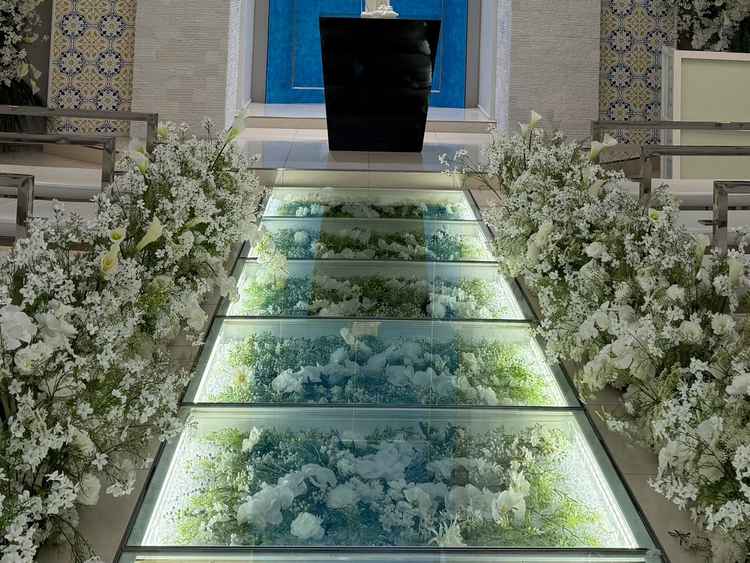 ガラス張りの床が、実際見てもとても素敵でした。