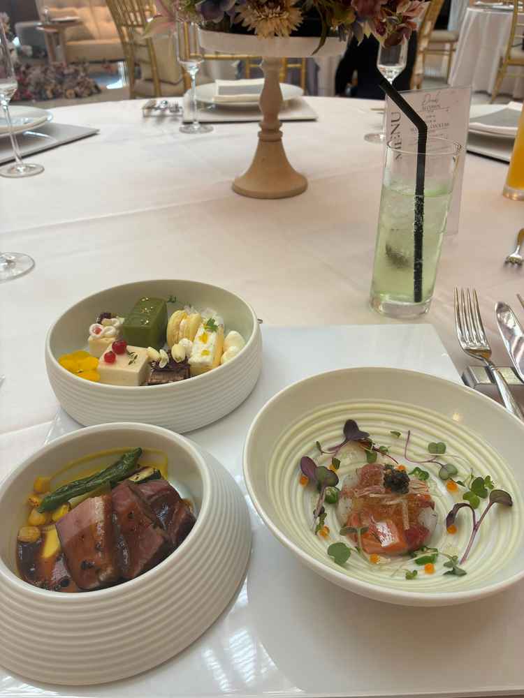 試食　特にマッシュルームのスープがとても美味しく、是非ゲストの方々に食べていただきたいと思いました。