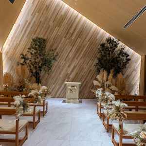 少人数向けのチャペル。