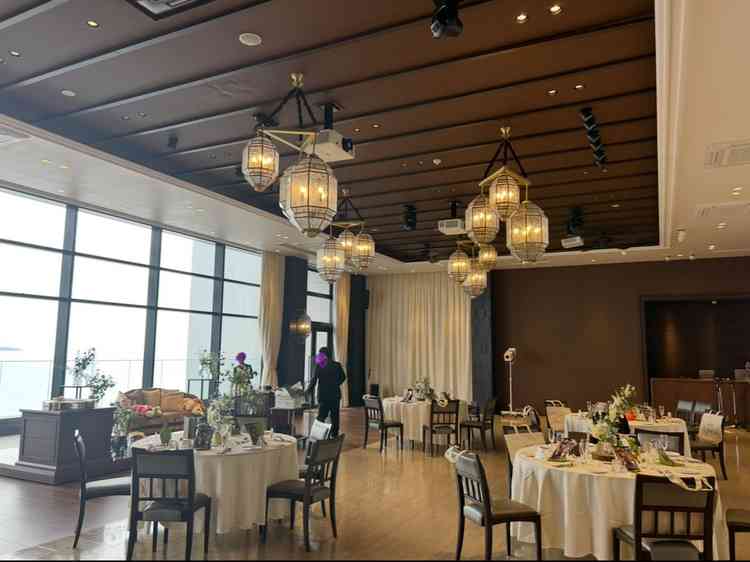 披露宴会場その1 テール