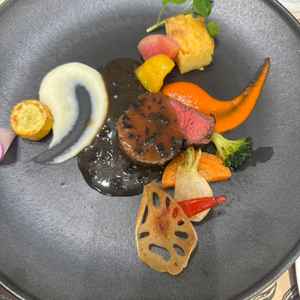 お肉はもちろんのことソースがめちゃくちゃ美味しかったです。