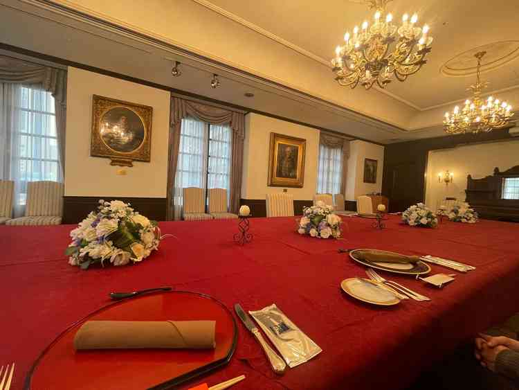 別の披露宴会場。規模に合わせて様々なお部屋の用意があります。