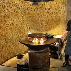 日本に最初に導入されたオルフェ？です。フランベのようなパフォーマンスをしてくれるようです。