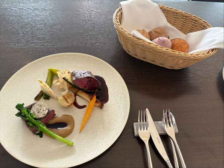 サーボインとフィレの食べ比べ試食