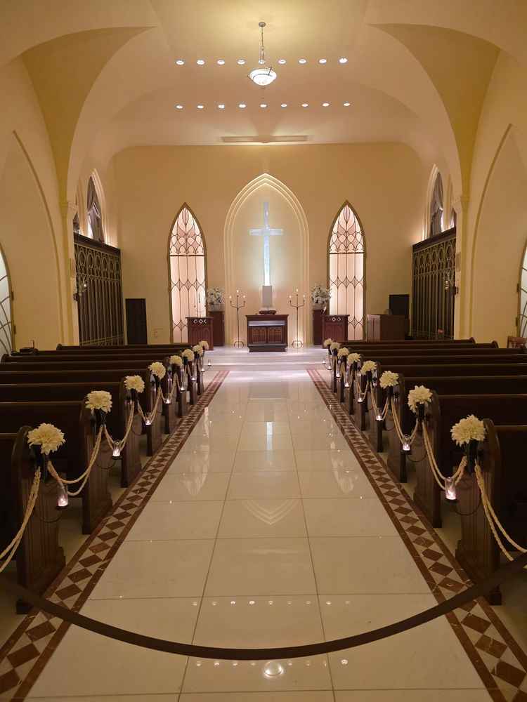 チャペルの雰囲気。教会なだけあって雰囲気のいいチャペル。