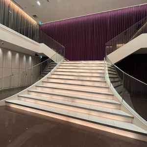 チャペルの正面にある大階段