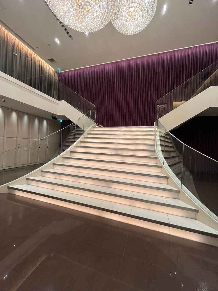 チャペルの正面にある大階段