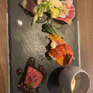 実際のコースを小さくしたプレート