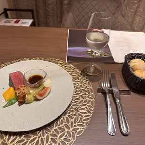 ワンプレートの試食。見た目も味もクオリティが高く大満足。