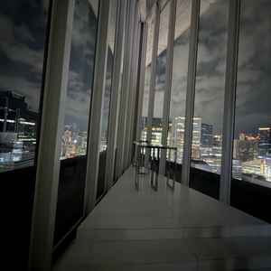 夜の挙式場の写真です。夜でも照明によってかなり幻想的な雰囲気を演出できます。