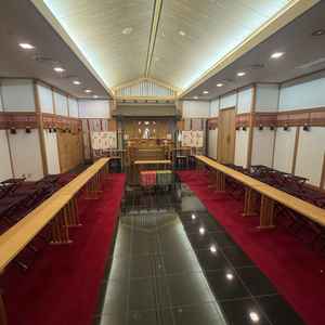 和の雰囲気が整っていて、落ち着いた空間で式ができると感じました。