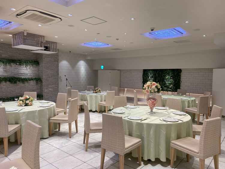 装飾が少なく、飾り付けの工夫が必要かも