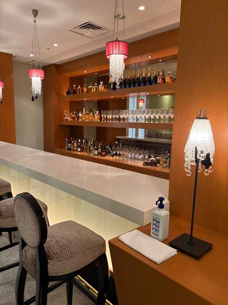 挙式後、披露宴開始までの待ち時間に使用できる部屋です。