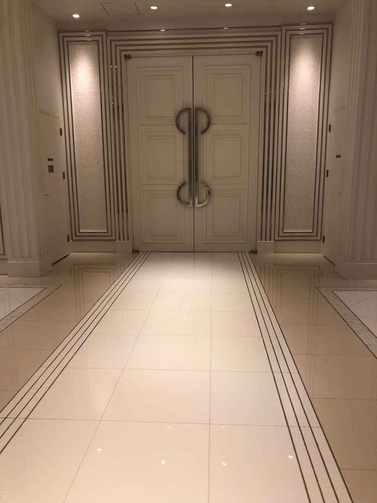 チャペルへ向かう扉までの間を母親と歩けるマザーズロードがあります。良い思い出が作れると思いました。