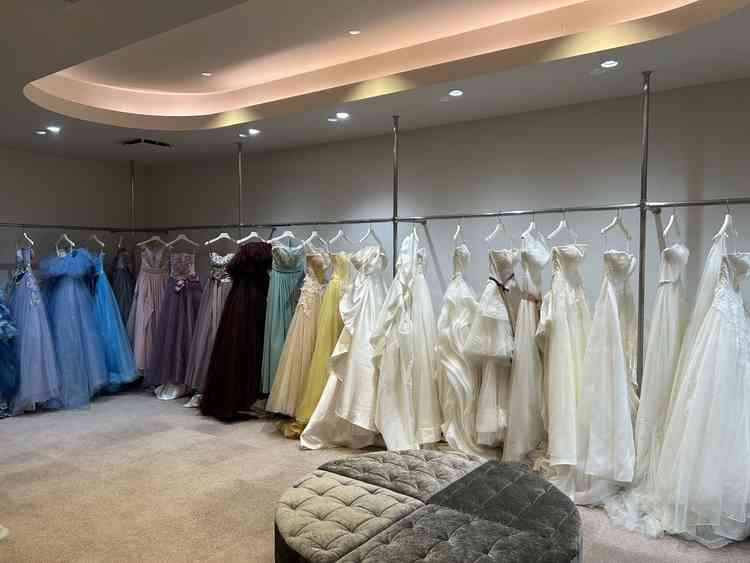 ドレスも提携しており、その場でドレスの雰囲気が見られるのがいいなと感じました。