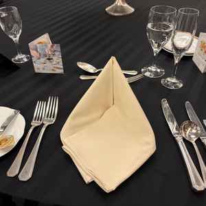 ブライダルフェアのテーブルセットです。