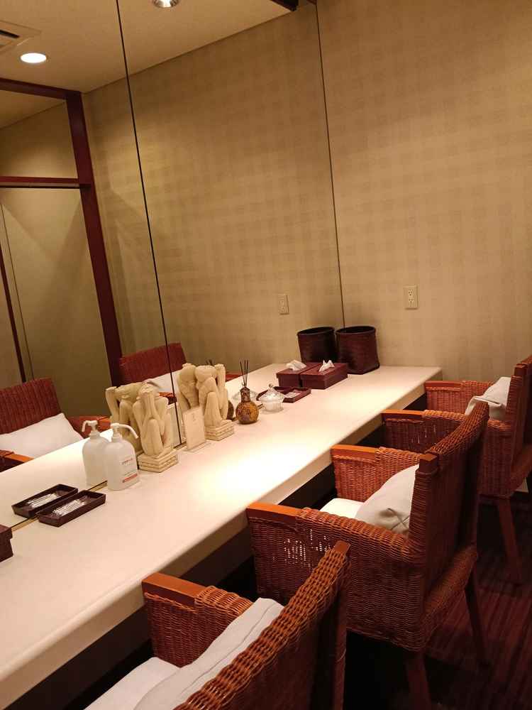 参列者のラウンジにある女性用トイレが、とても広々としており、着替えルームも設置されていて充実していた