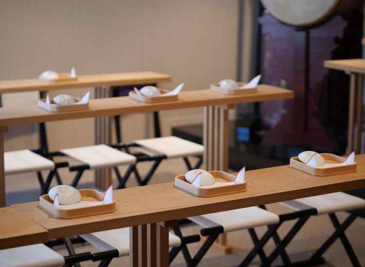 屋上の式場は新しくモダンな雰囲気