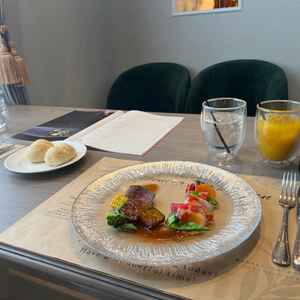 試食、お見積もりをいただく前に試食をさせていただきました！ホタテが大好物なのですごくおいしかったです