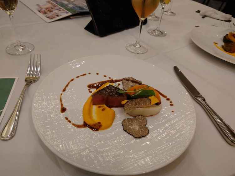 メイン料理