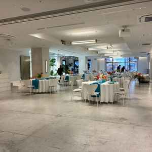 あまり見たことのない披露宴の会場で一目惚れしました。オシャレでした！