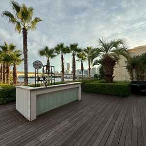 披露宴会場のテラス。ここでドリンクを出すのもいいらしい。