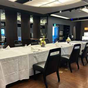 少人数用披露宴会場1