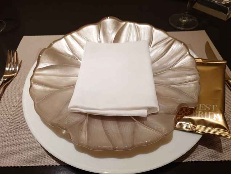 食器や宴会場の家具なども上品かつ可愛い雰囲気だった