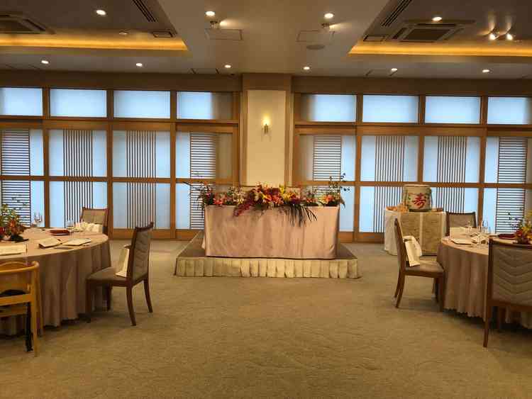 明神会館　彩の間