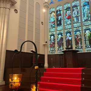 キリスト教式を希望していたため、雰囲気がとてもマッチしていた。パイプオルガンもあり荘厳な雰囲気だった