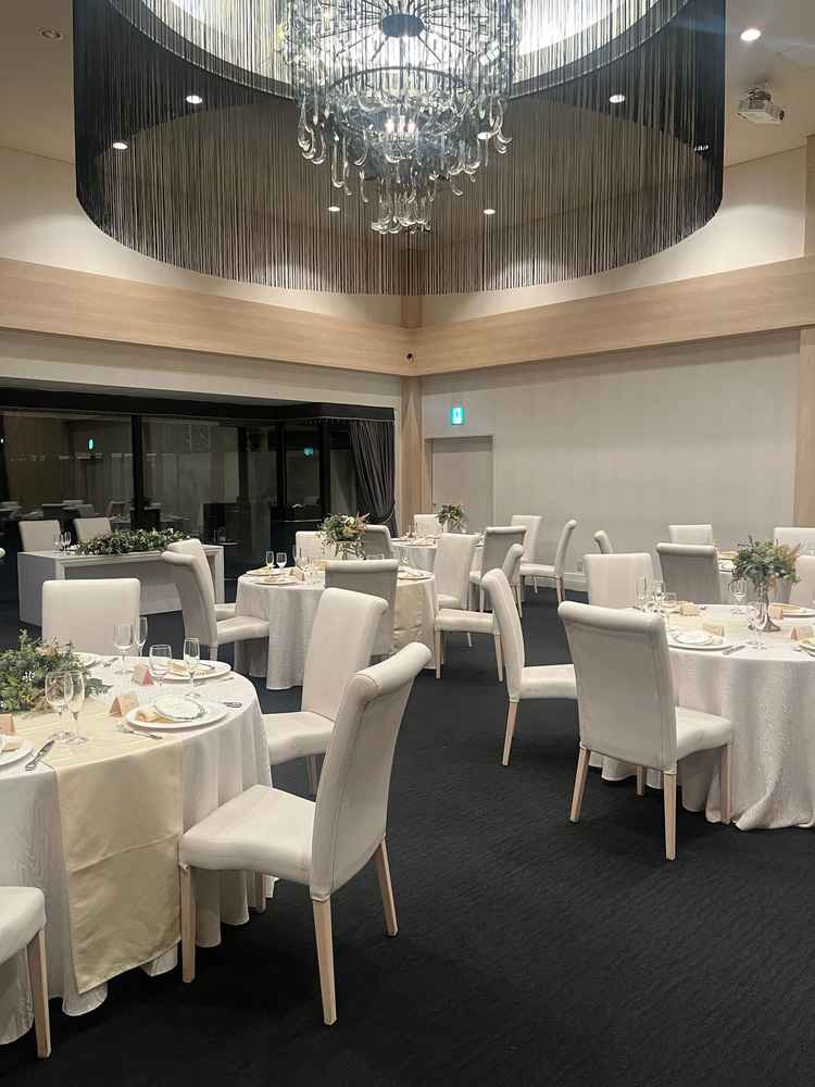 披露宴会場のデビュタント・ボール