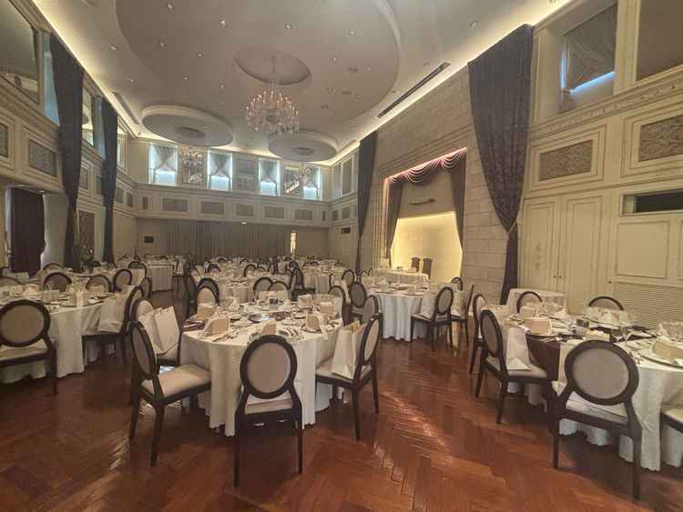 もう一つの披露宴会場は可愛らしい雰囲気でした。