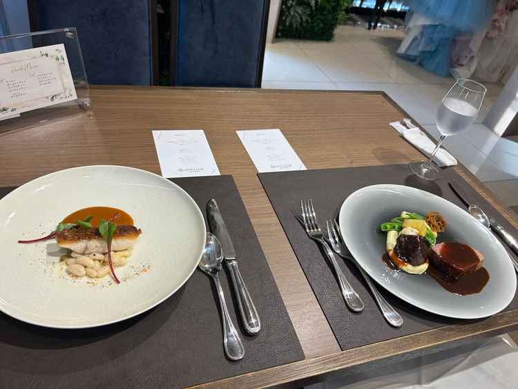 肉と魚それぞれ出していただきシェアしました。どちらも絶品で、特にソースが美味しかったです。