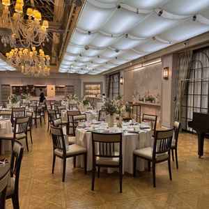 天窓になっていて空間が広く感じる披露宴会場が良かったです