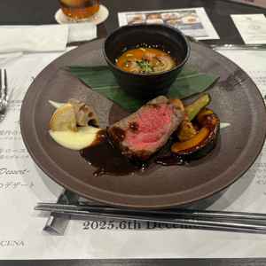 試食で頂いたお肉料理