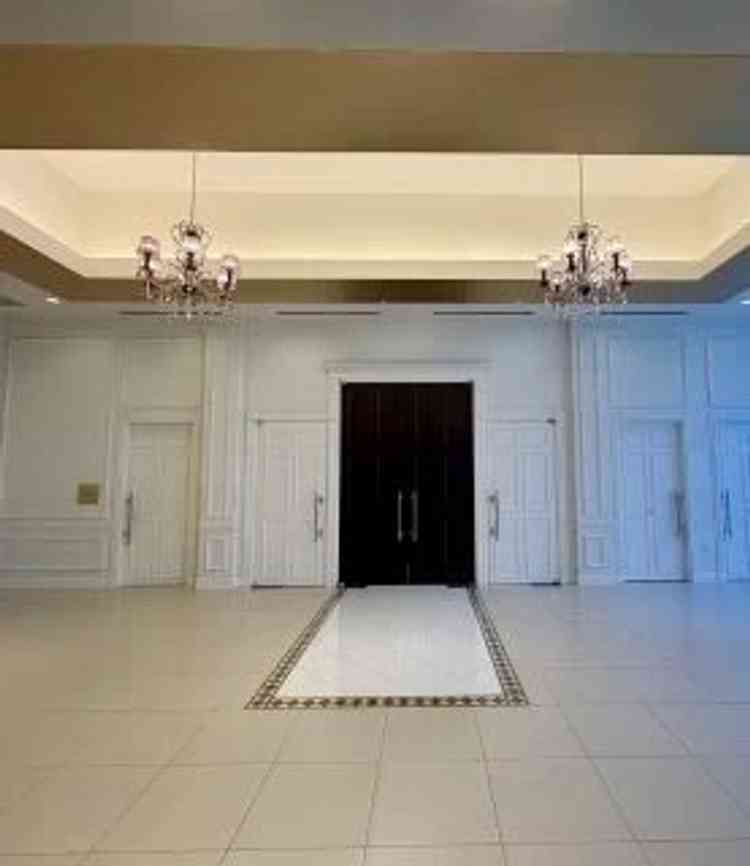 チャペル前の待機ルームです。ゲストと新郎新婦で入場口も分かれていました。