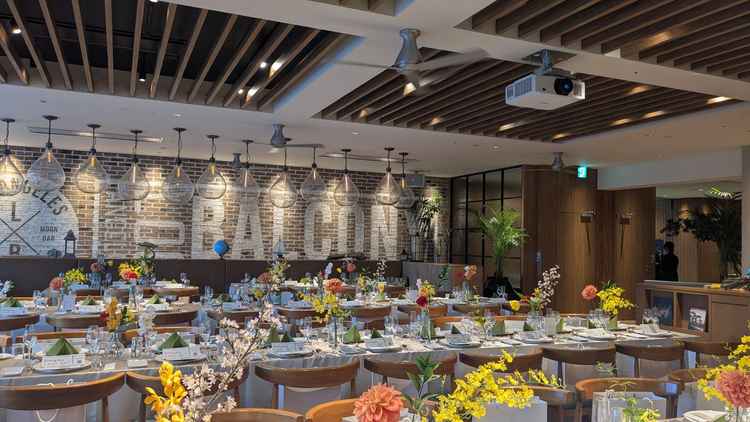 披露宴会場ゲスト席