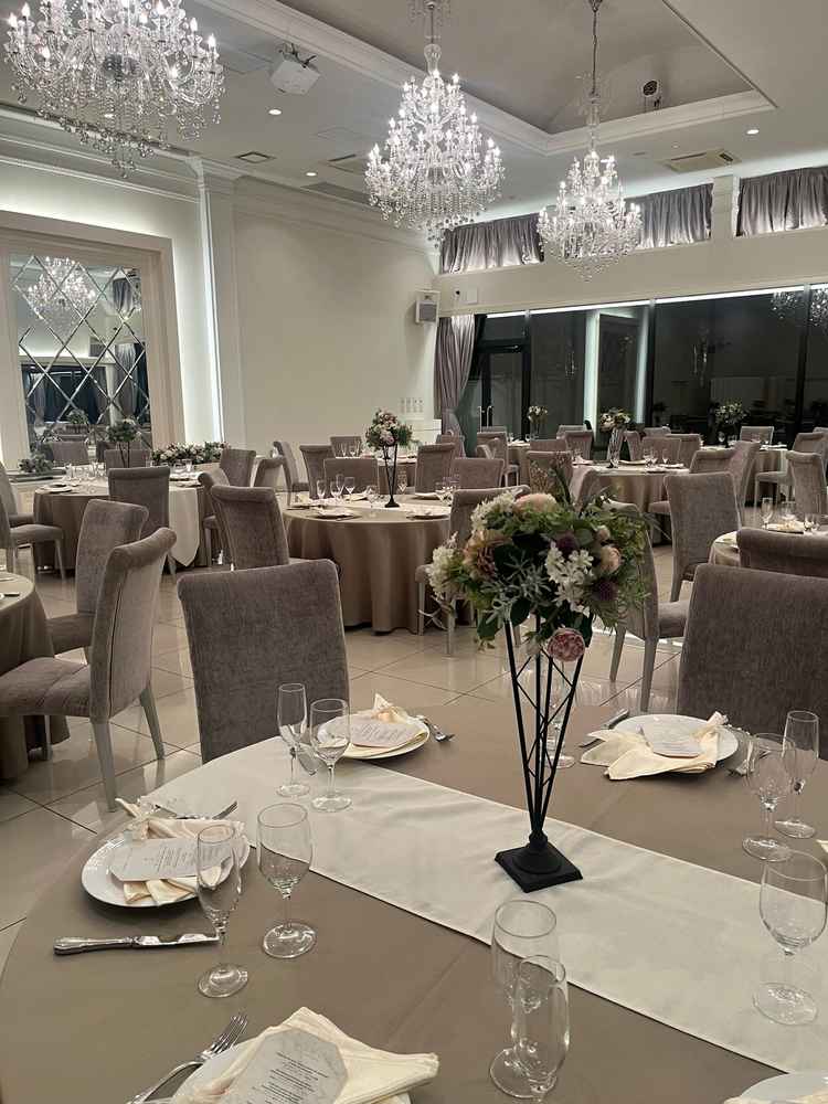 披露宴会場のデビュタント・ボール