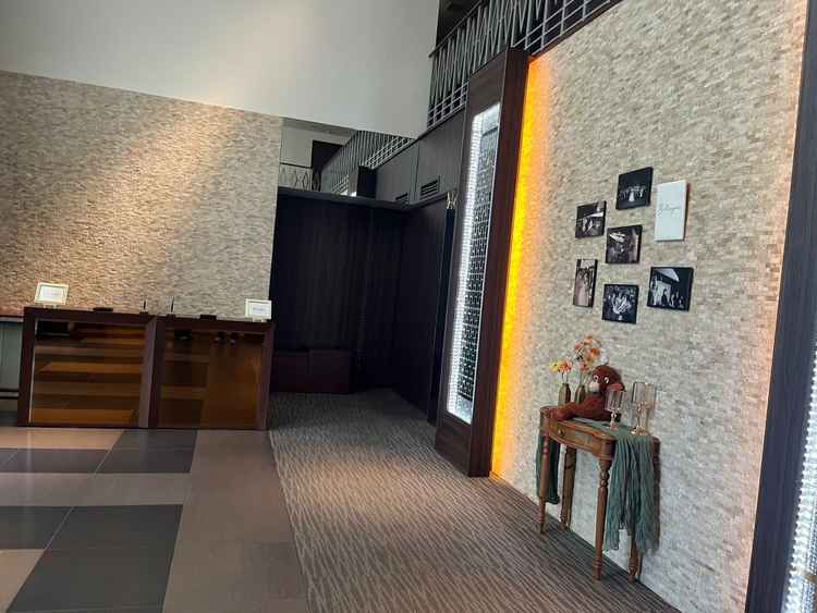 入口に自分たちの写真をかざれます。