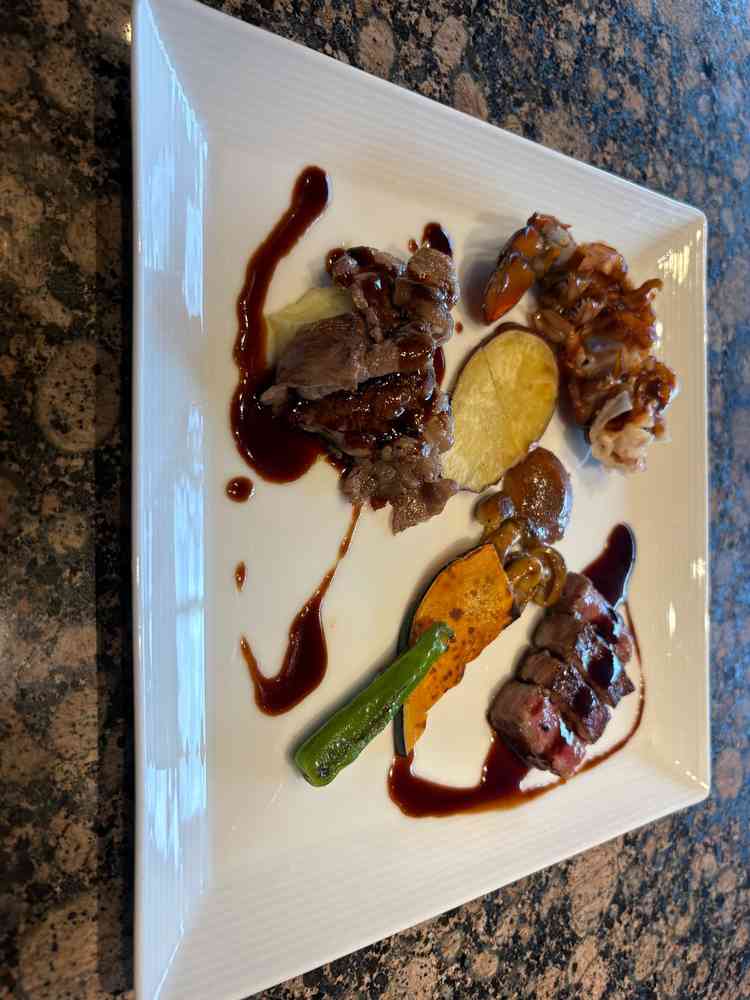 飛騨牛ステーキ美味しかったです。