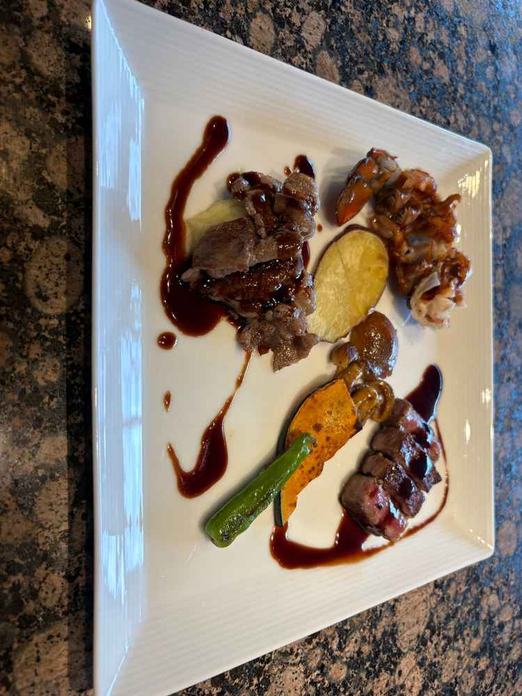 飛騨牛ステーキ美味しかったです。