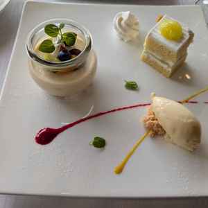 デザートは、見た目も味も魅力的だった。