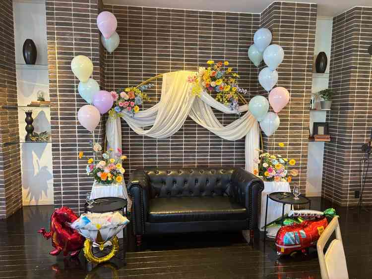 もう一つの披露宴会場。コンセプトに合わせた飾り付けになっていました。